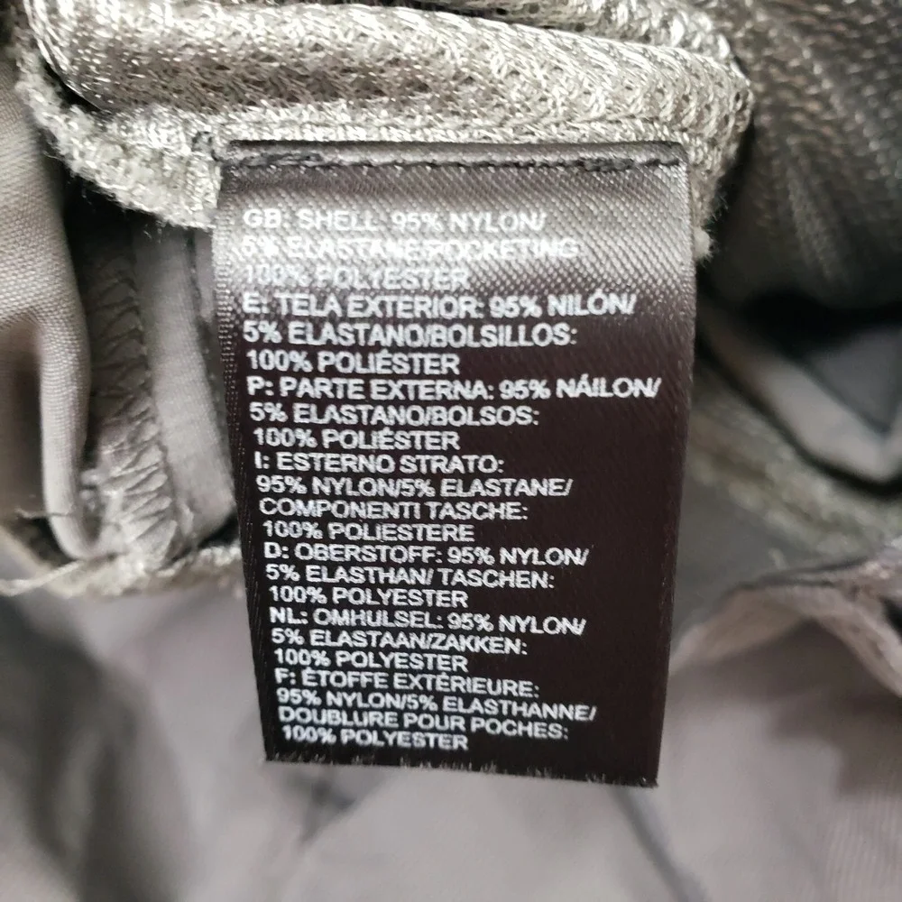 The North Face Shorts Men's 34 Gray Lightweight Pockets Bermuda Hiking Travel‎